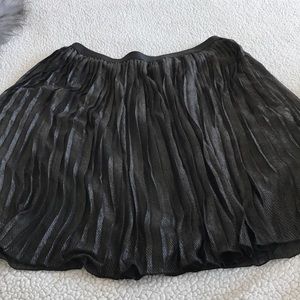 Black iridescent old navy pleated skirt size xl